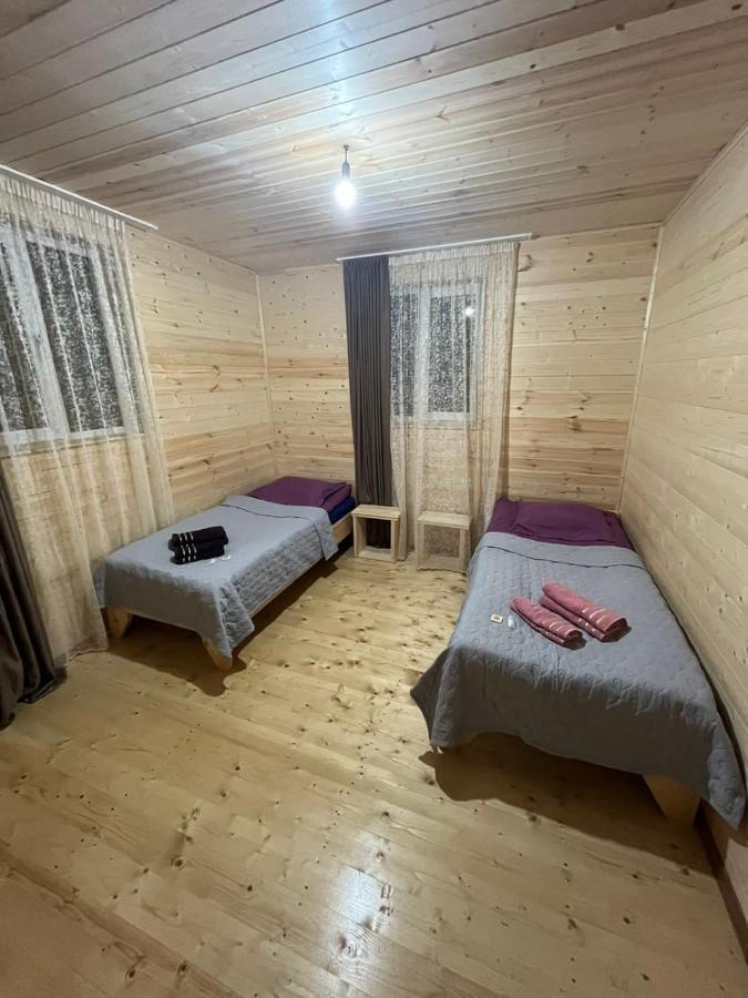 Guest House Caucasioni Adishi Eksteriør bilde