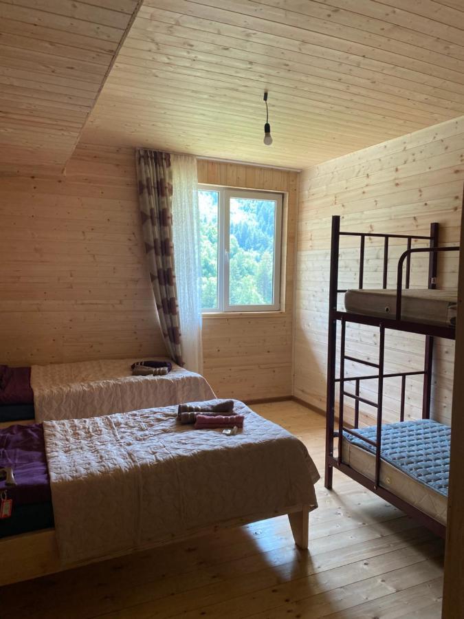 Guest House Caucasioni Adishi Eksteriør bilde